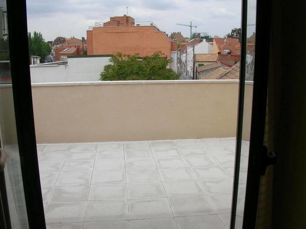 Apartamentos Barajas مدريد المظهر الخارجي الصورة